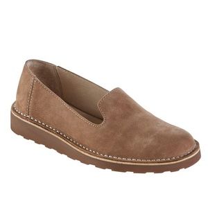 LL Bean Stonington Nubuck Leather Slip On Comfort Shoes size 8.5 Tan brown